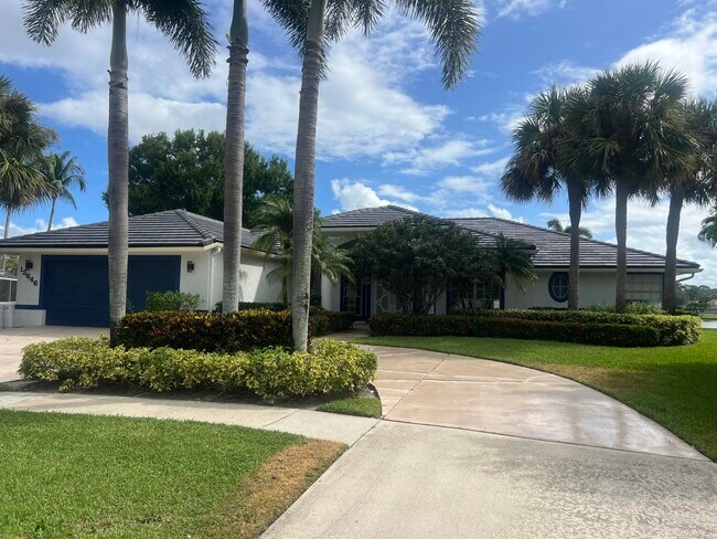Building Photo - 13646 Callington Dr