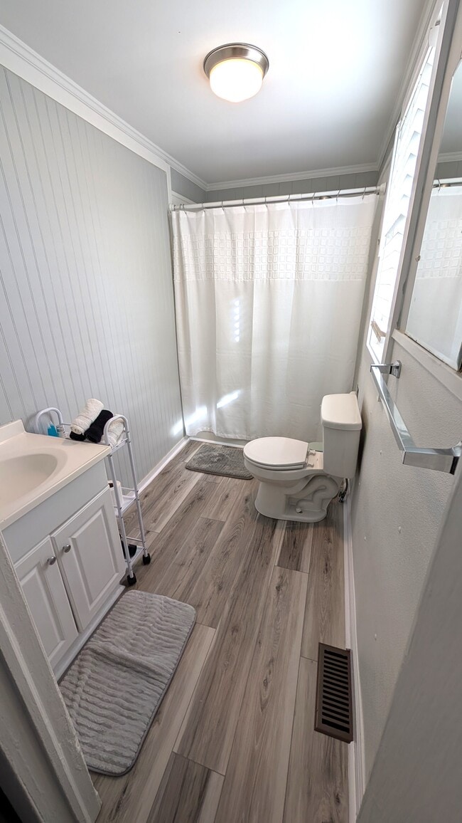 Foto del edificio - 619 S 14th St