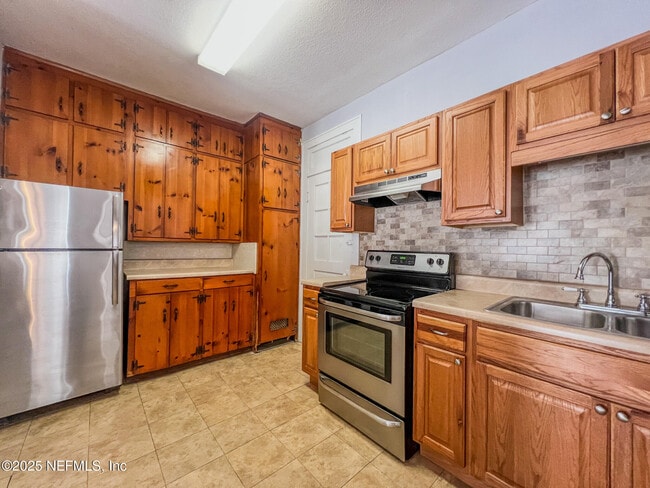 Foto del edificio - 2359 Oak St