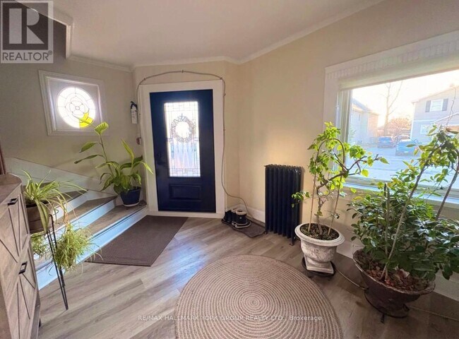 Photo du bâtiment - 137 Rosehill Blvd