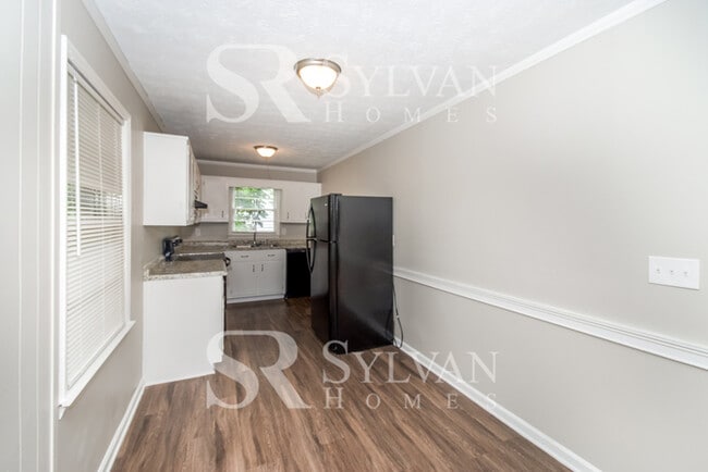 Building Photo - 3826 Bentley Dr