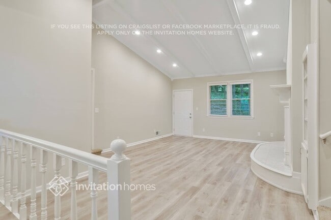 Foto del edificio - 349 Charmers Way SW