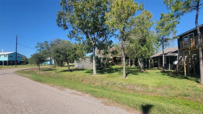 Foto del edificio - 12018 Sandpiper Rd