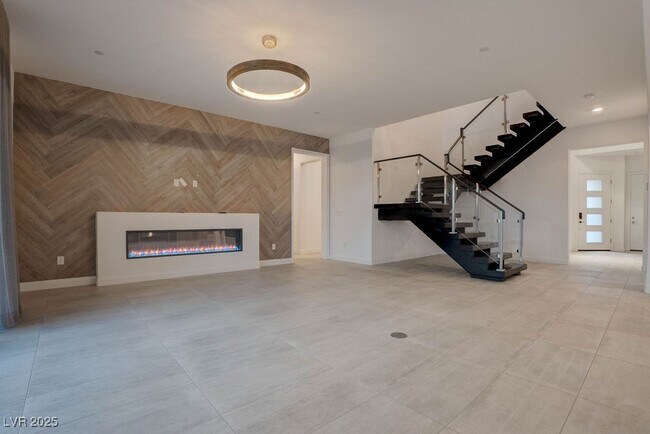 Foto del edificio - 230 Carmel Sky St