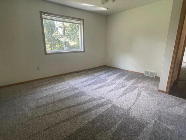 Foto del edificio - 1908 Crooked Ave