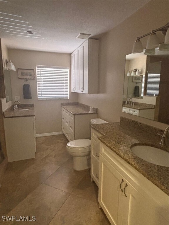 Building Photo - 940 Woodshire Ln