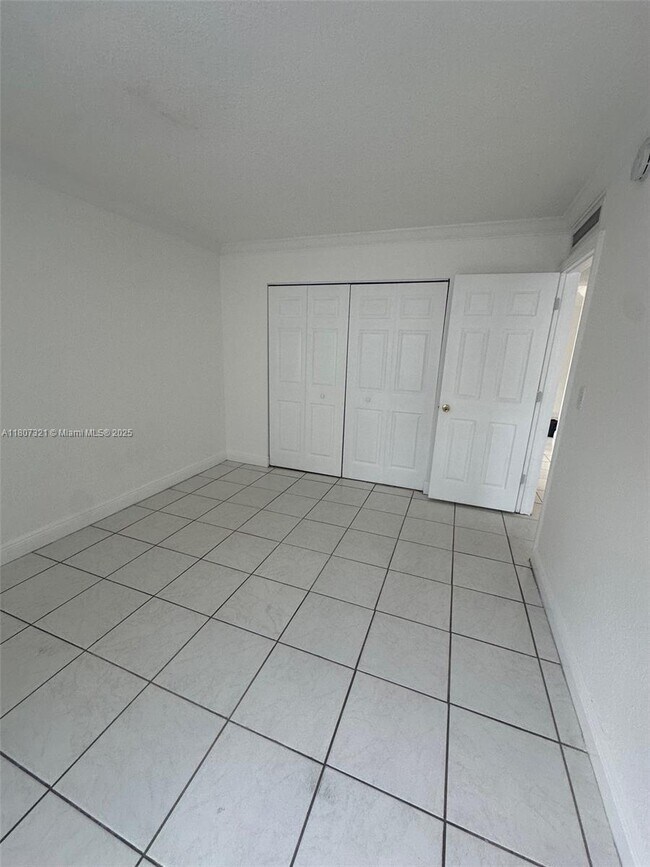 Foto del edificio - 8003 W 6th Ave