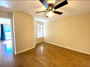 Building Photo - 2750 Holly Hall St