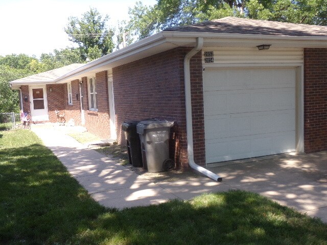 Foto del edificio - BCR 2854 Sumner-