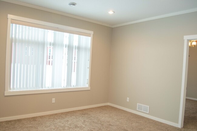 Building Photo - 16 Pleasant View Ct
