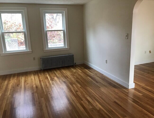 Building Photo - 141 W Boylston St