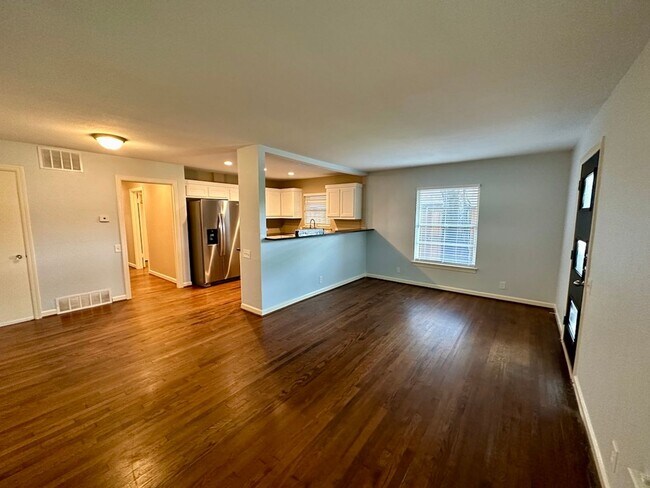 Foto del edificio - 6205-07 St Moritz Ave