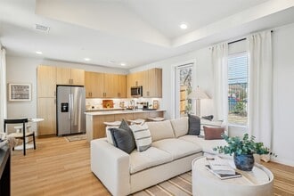 Building Photo - 3651 S Custer Rd