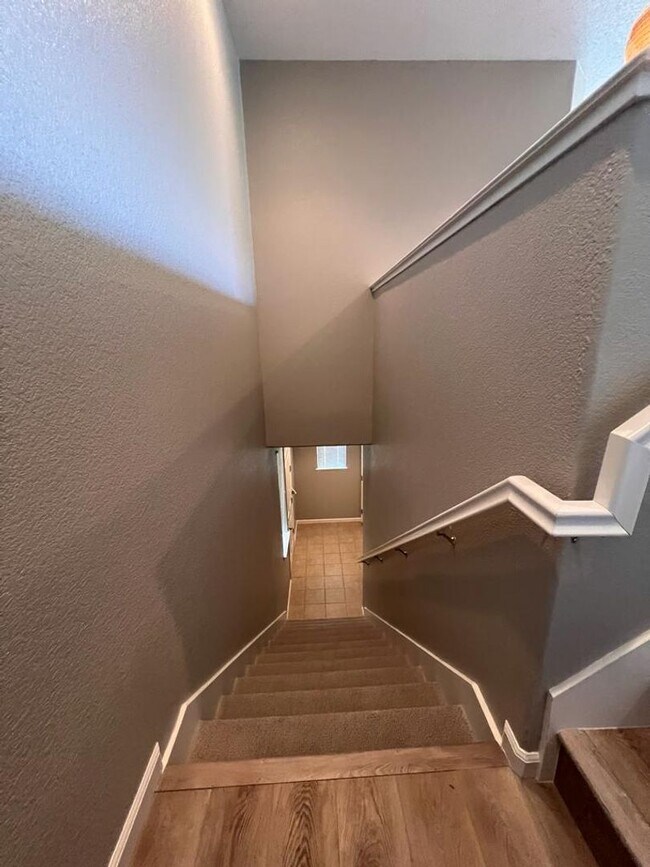 Foto del edificio - 427 Anchor Ln