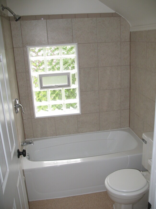 Foto del edificio - 3010 Oakwood St