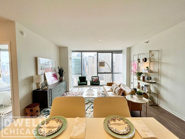 Foto del edificio - 739 W Madison St