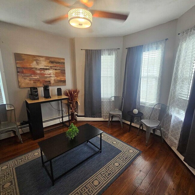 Foto del edificio - 56 Longmont St