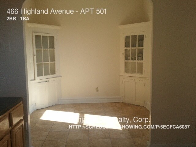 Building Photo - 466 Highland Ave