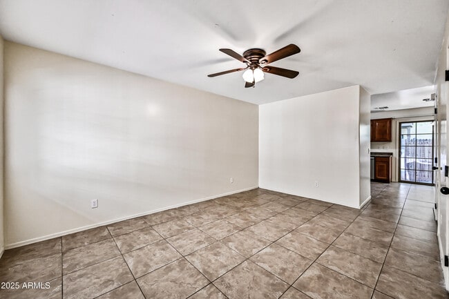 Building Photo - 2243 W Morten Ave
