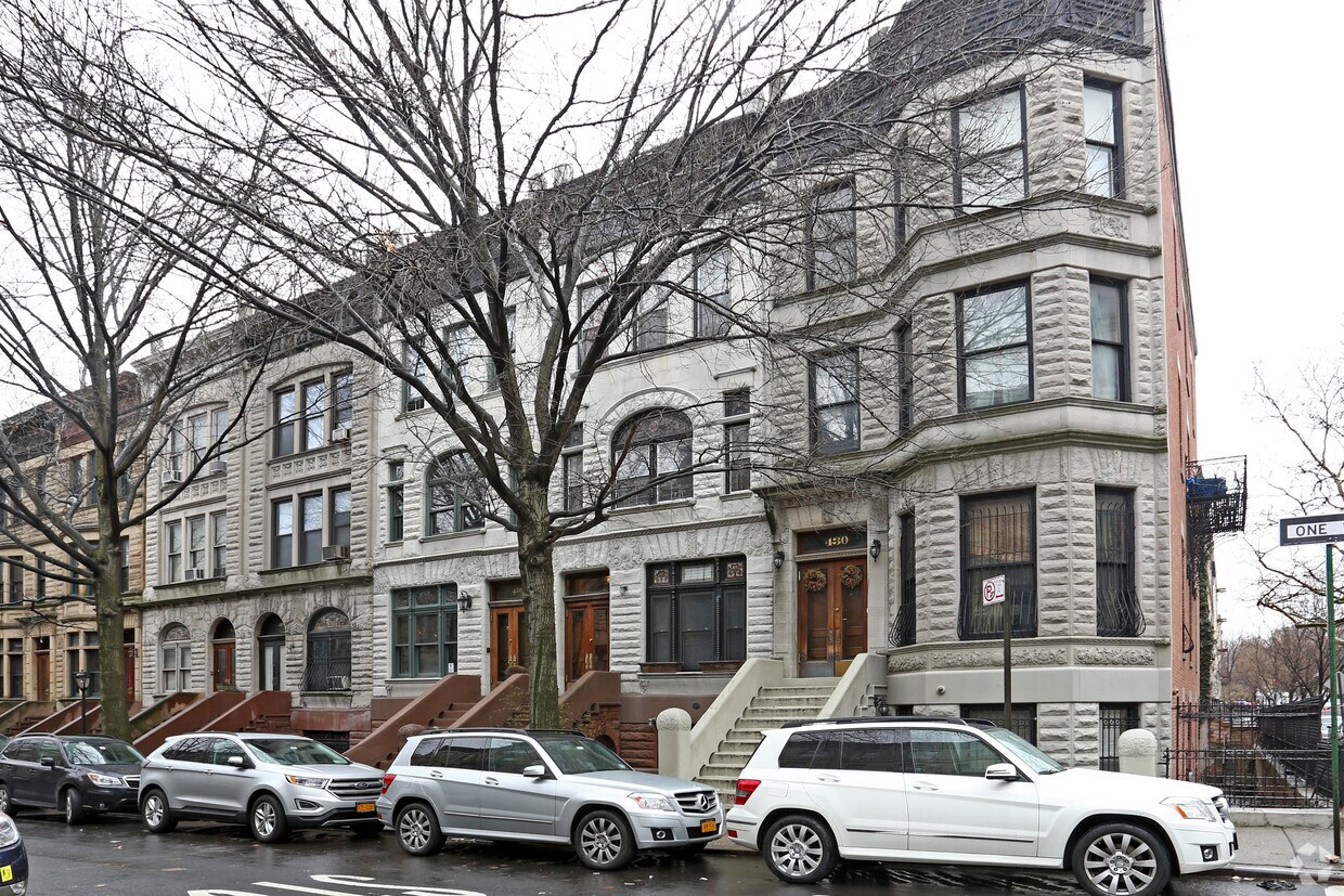 Primary Photo - 428 W 147th St