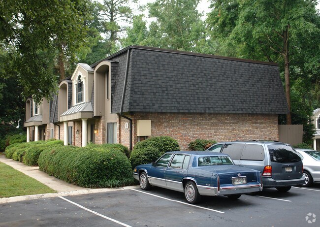 Building Photo - Provence North
