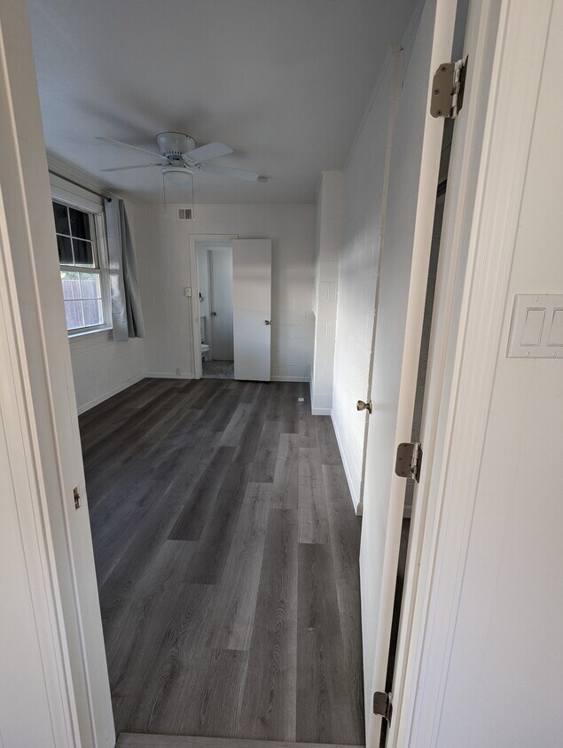 Foto principal - 814 W Euclid Ave