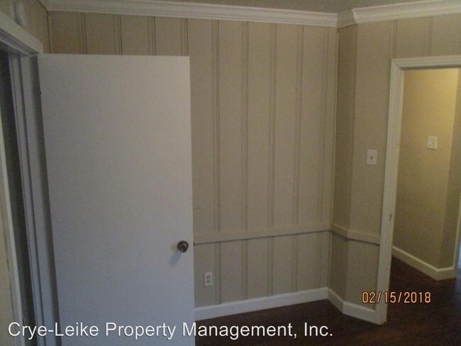 Building Photo - 3 br, 2 bath House - 815 N. Perkins Road