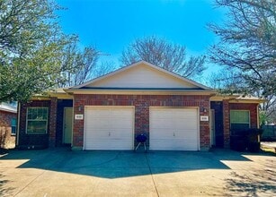 Building Photo - 848 Mirabell Ct