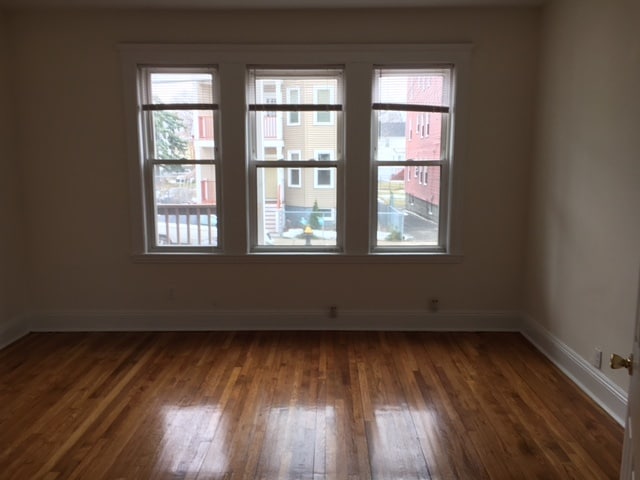 Building Photo - 301 Fuller St