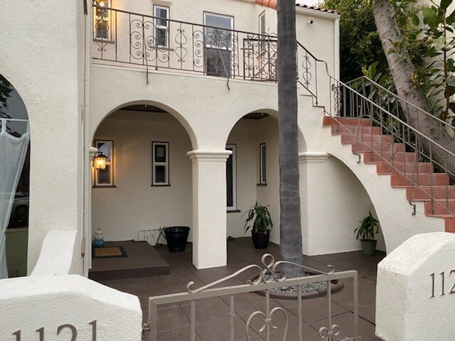 Building Photo - 1123 S Rimpau Blvd