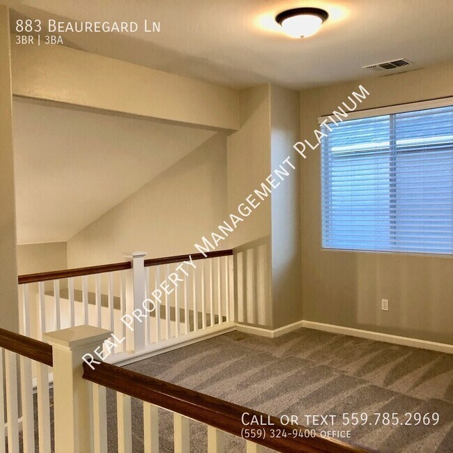 Foto del edificio - 883 Beauregard Ln