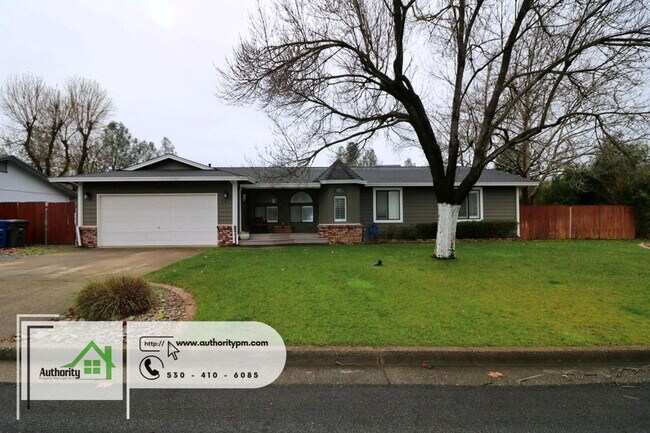 Foto del edificio - 705 Country Oak Dr