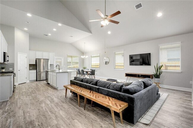 Foto del edificio - 9429 Margaret Jewel Ln