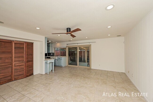 Foto del edificio - 2021 Christie Ln