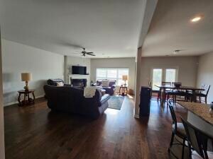 Building Photo - 1331 Weedon Dr