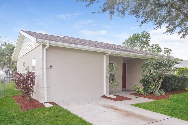 Building Photo - 7911 Knox Loop