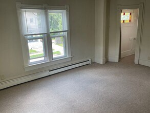 Building Photo - 734 Wright St