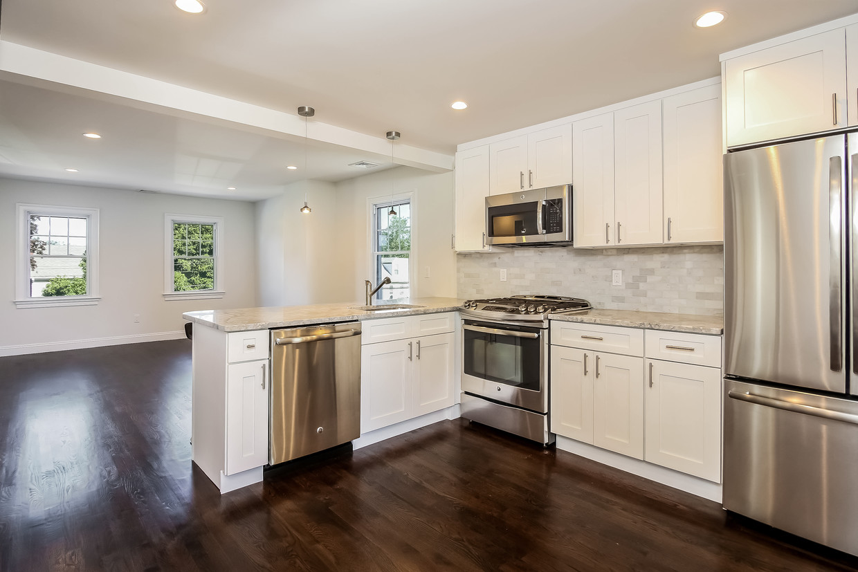 338 Palmer Ave, Mamaroneck, NY 10543 Apartments in Mamaroneck, NY