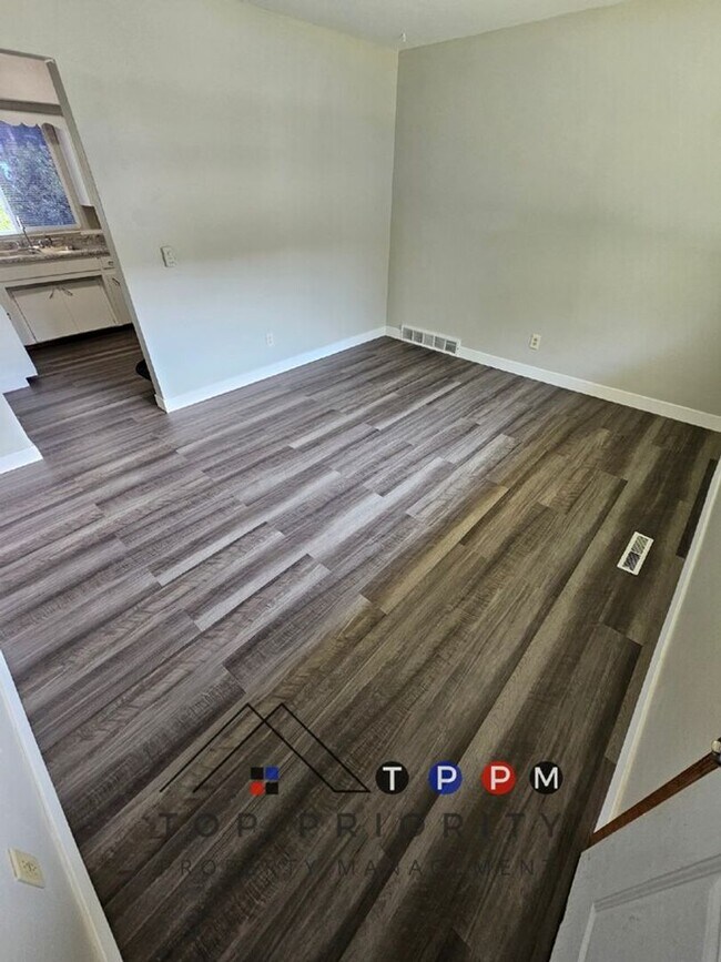 Foto del edificio - 211 Fereday Ct