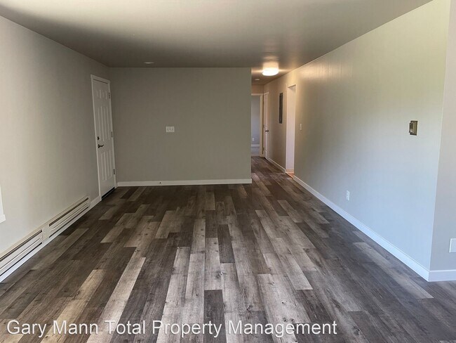 Building Photo - 3 br, 2 bath House - 509 Castle Dr.