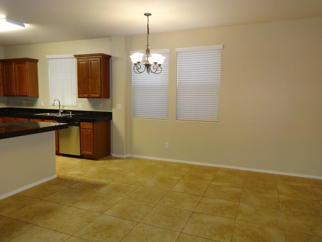 Building Photo - 7600 W Spur Dr