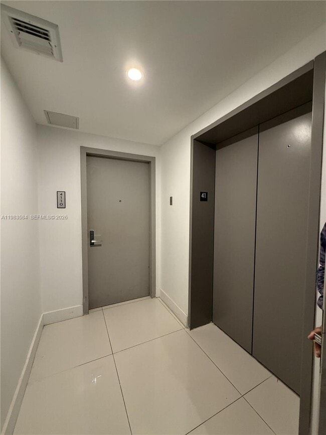 Building Photo - 488 NE 18th St