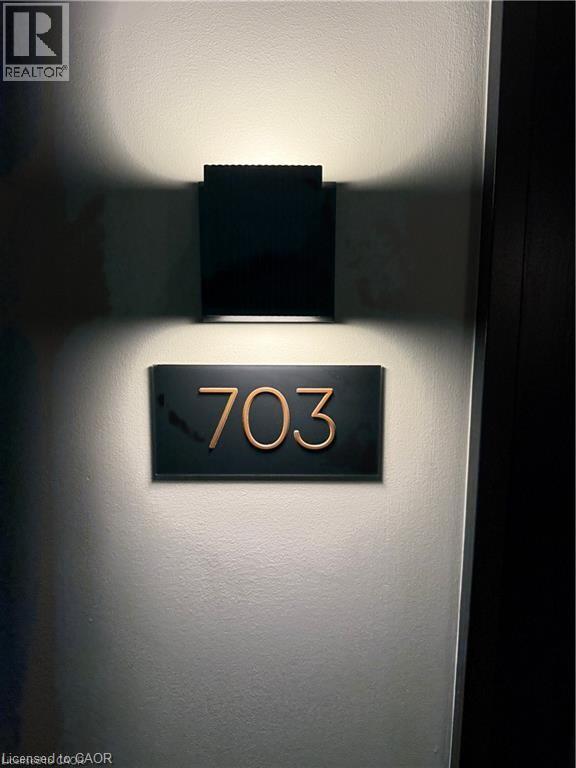 Photo du bâtiment - 181 King St S