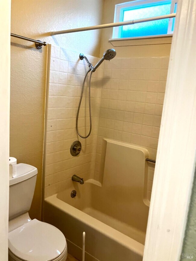 Building Photo - 648 Claudius Way