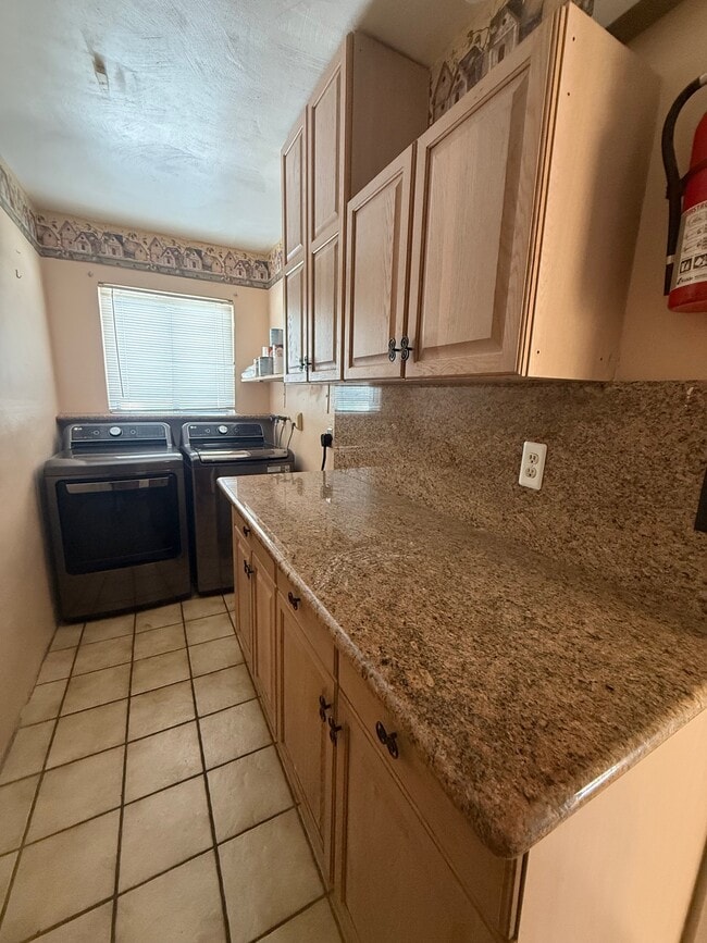 Foto del edificio - 1000 SE 7th Ave