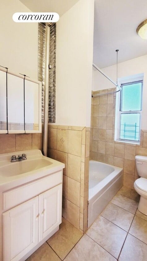 Foto del edificio - 508 W 167th St