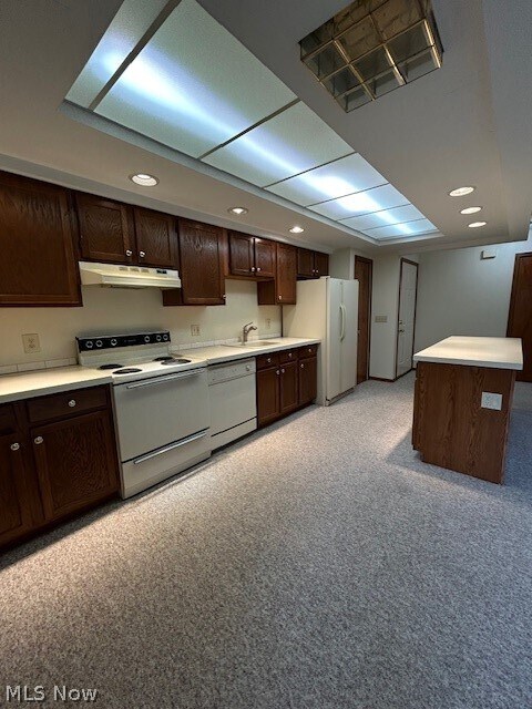 Foto del edificio - 119 Burlington Oval Dr