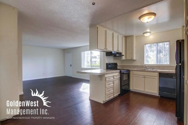 Building Photo - 6030 Mt Aguilar Dr