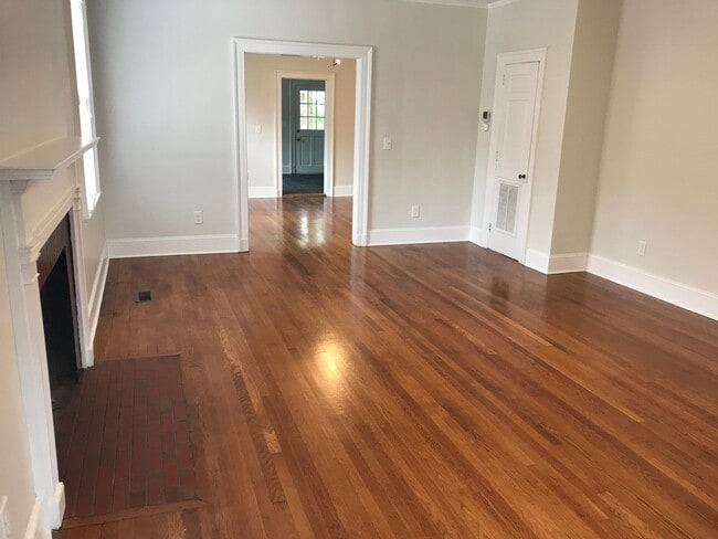 Photo - 208 Watts St Apartment