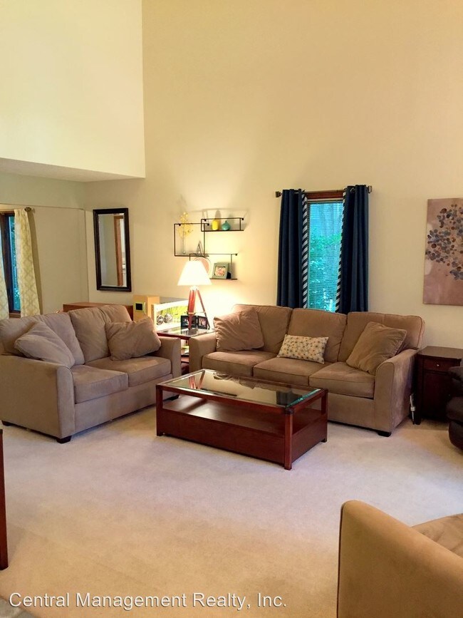 Building Photo - 51862 W Gatehouse Dr
